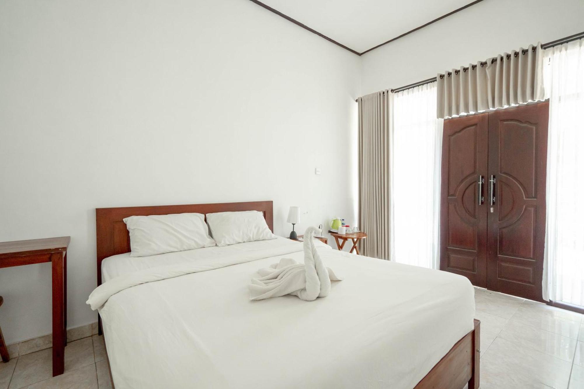 Brisk Homestay Uluwatu Redpartner Exteriör bild
